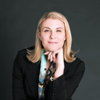 Karen Snow (MBA’99)