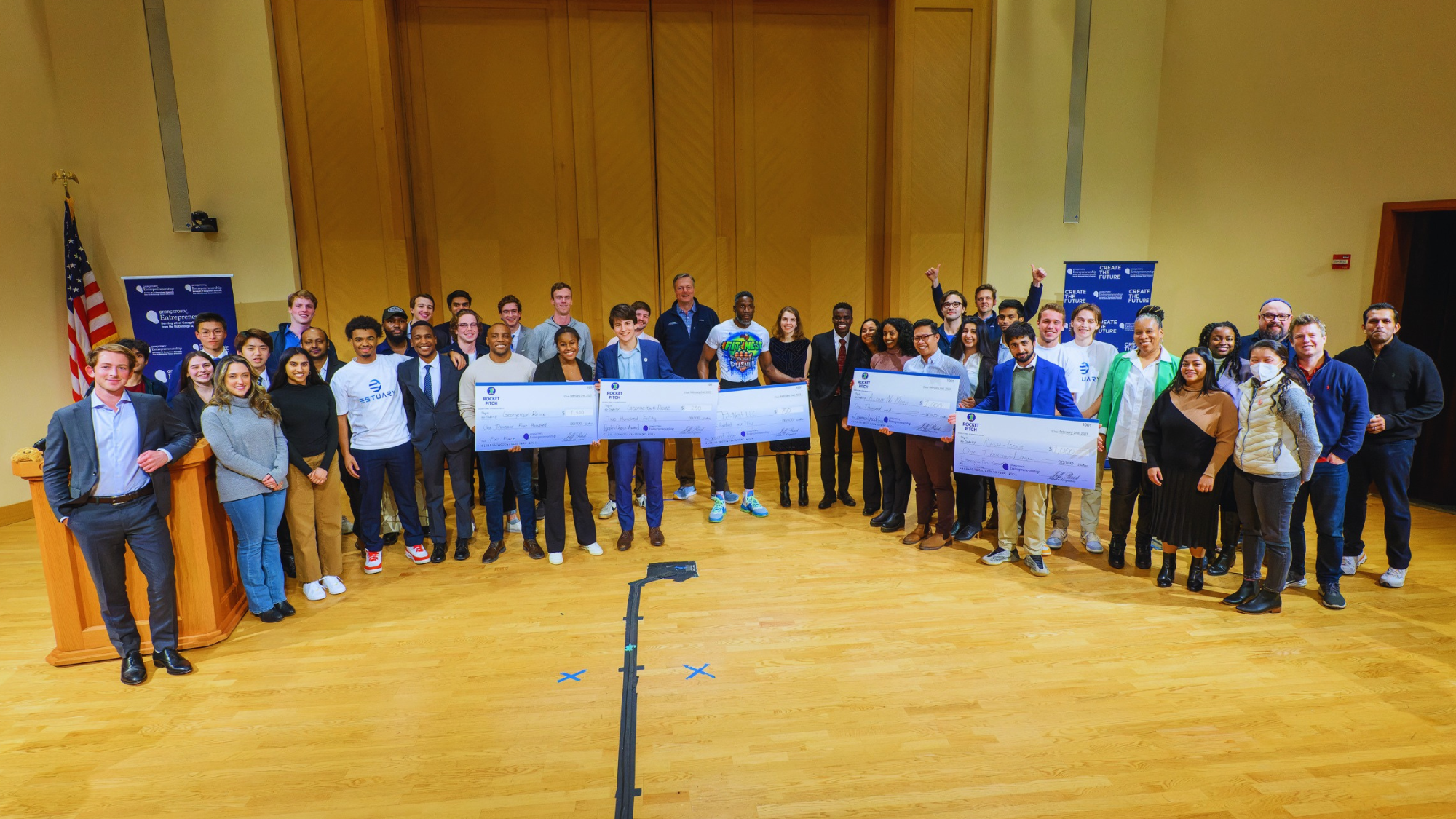 Group photo of the Spring 2023 Rocket Pitch contestants for Georgetown Entrepreneurship.