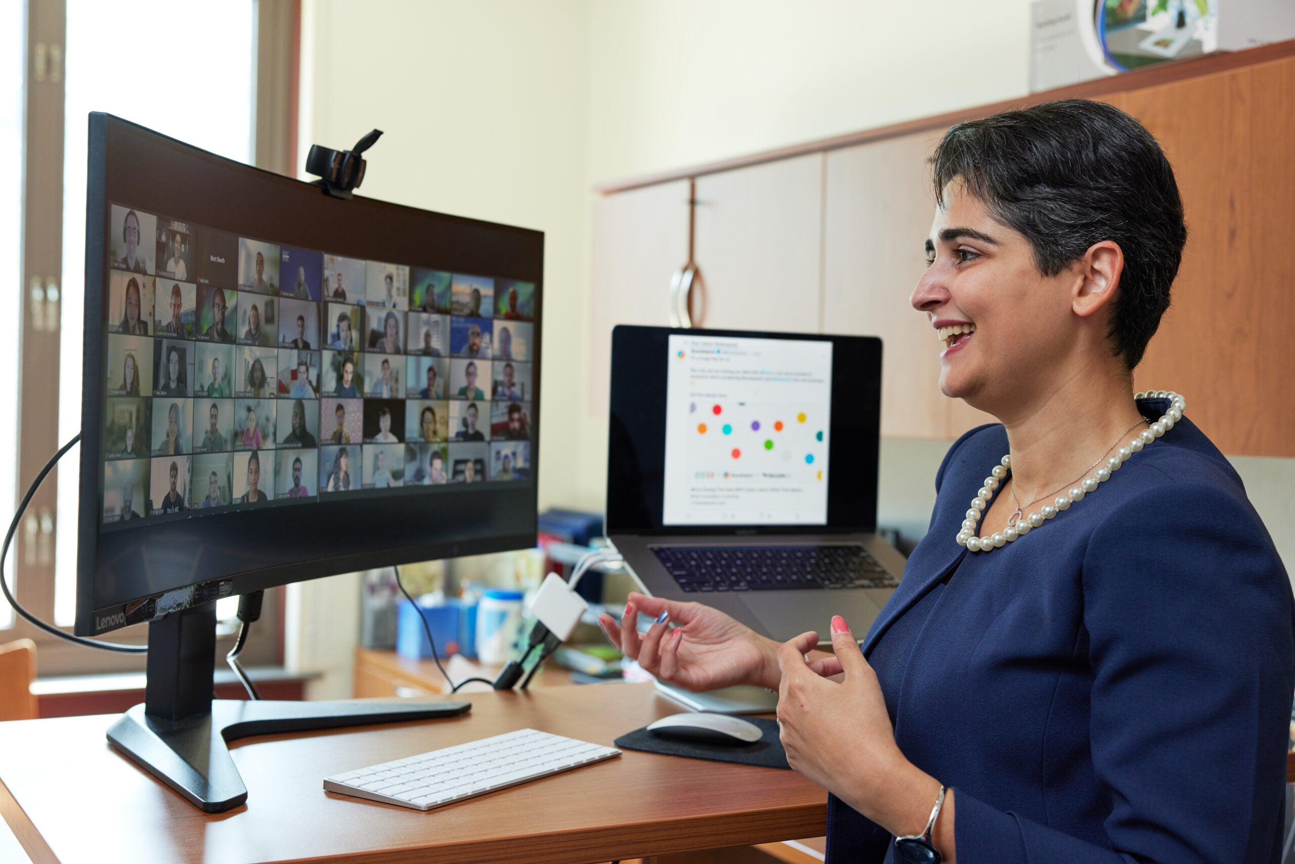 professor teaching an online course