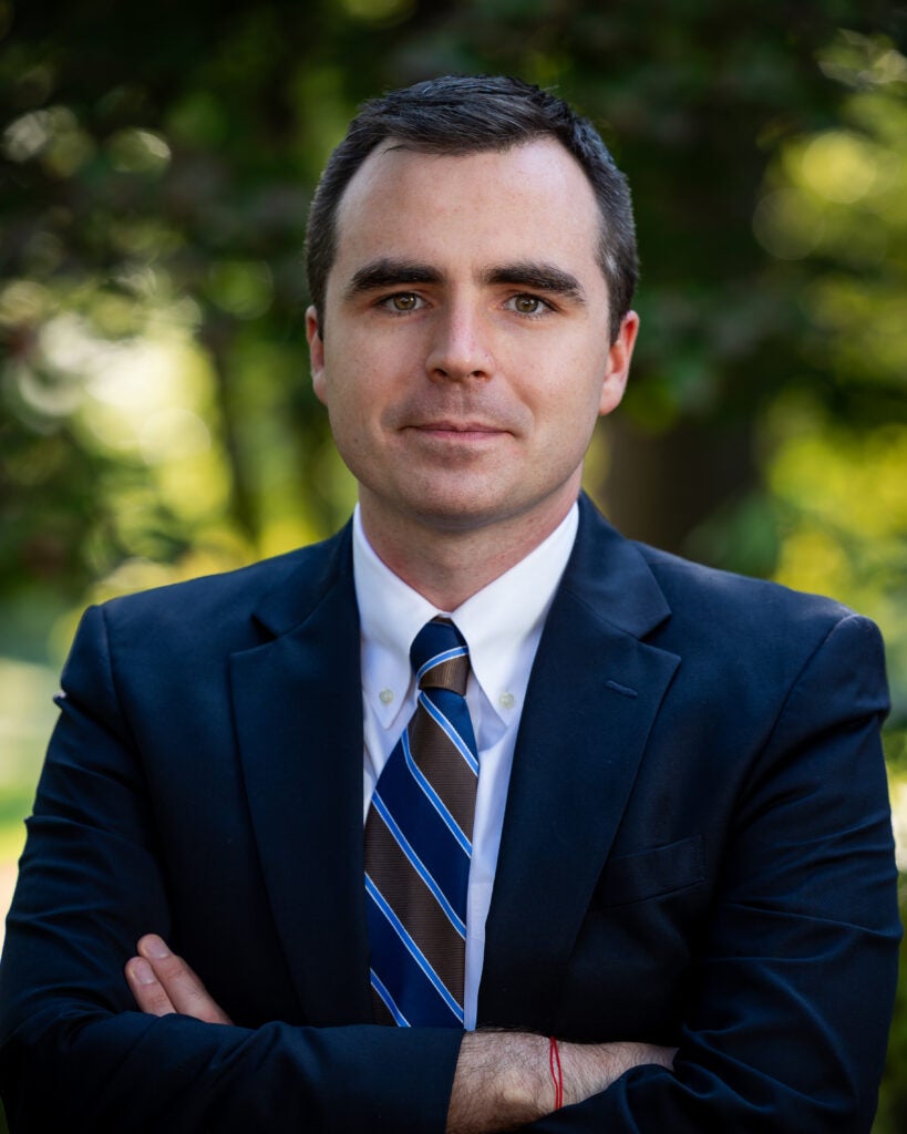 Matthew Zahn headshot