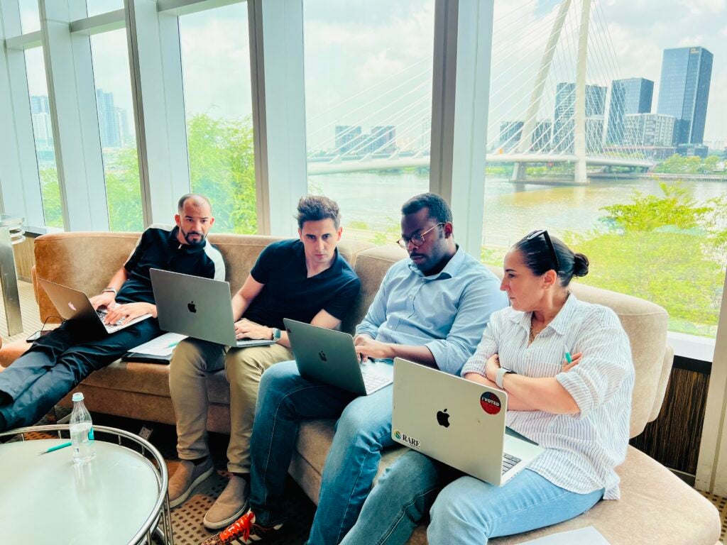 Spiritus collaborates with IBP classmates on a group project