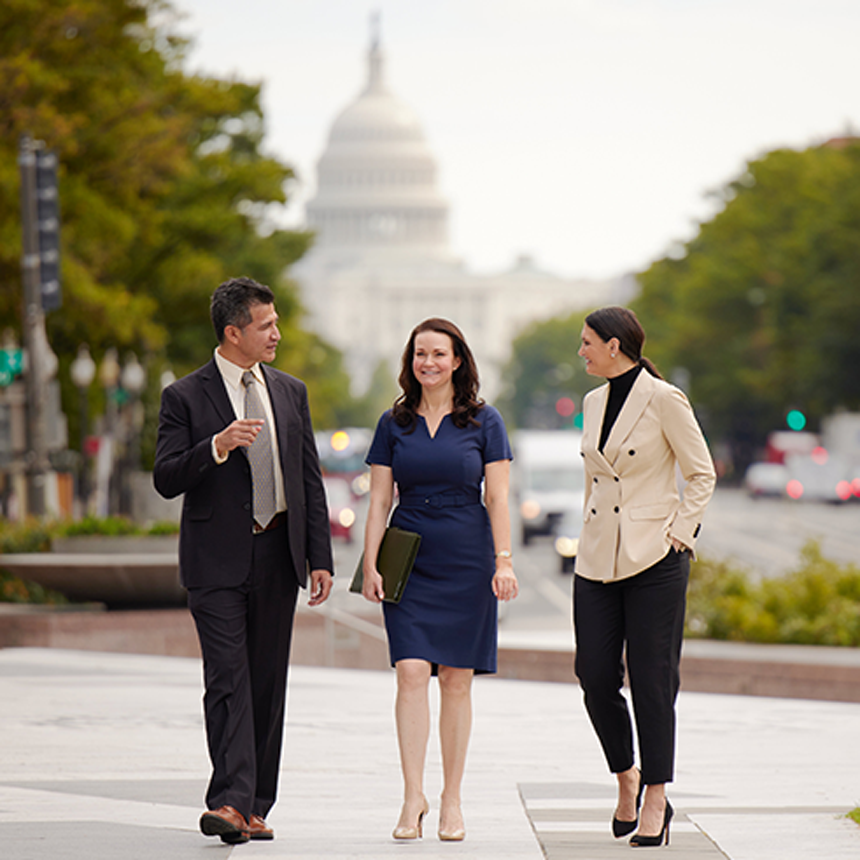 Students walking near the U.S. Capitol Building